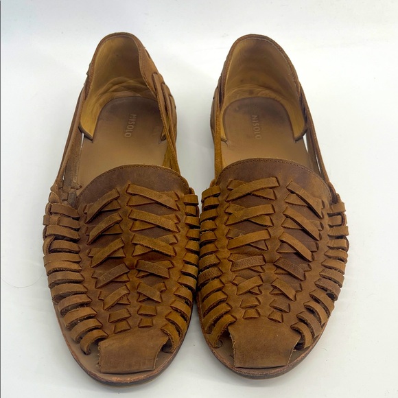 Nisolo leather slip on flat huarache style shoes sz 10.5